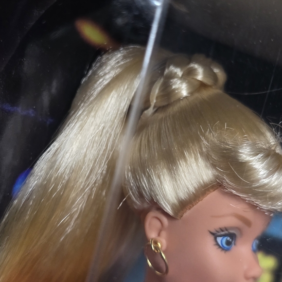 Vintage Collectors Edition Barbie & Ken Star Trek dolls Giftset in box - Picture 17 of 17